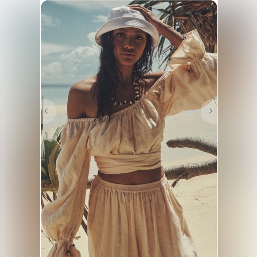 Spell and the Gypsy Collective Mae Wrap Shirt like new M - Picture 2 of 6